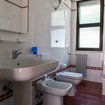 Frühstückspension Terradamarebari 3*