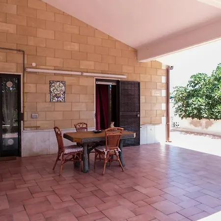 Frühstückspension Terradamarebari 3*